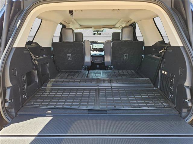 Certified 2025 Ford Expedition Active RWD image 6