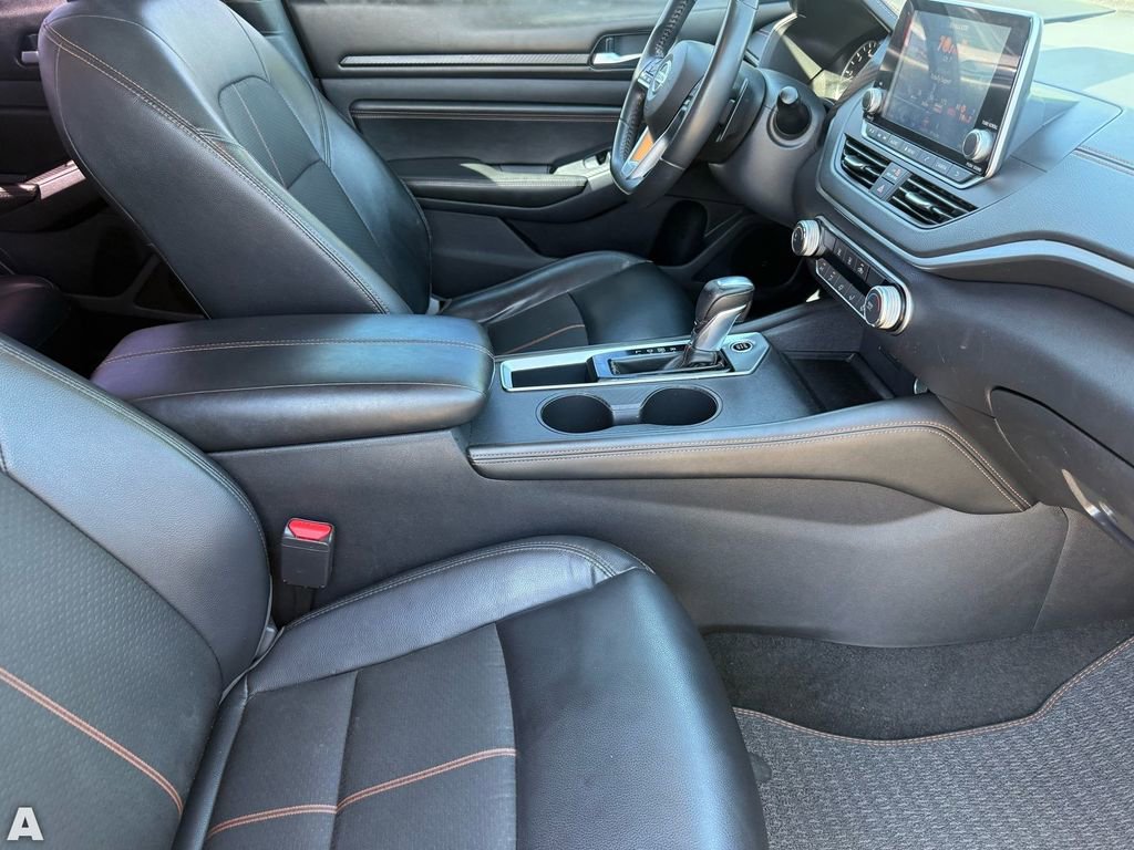 Used 2020 Nissan Altima 2.5 SR FWD image 30