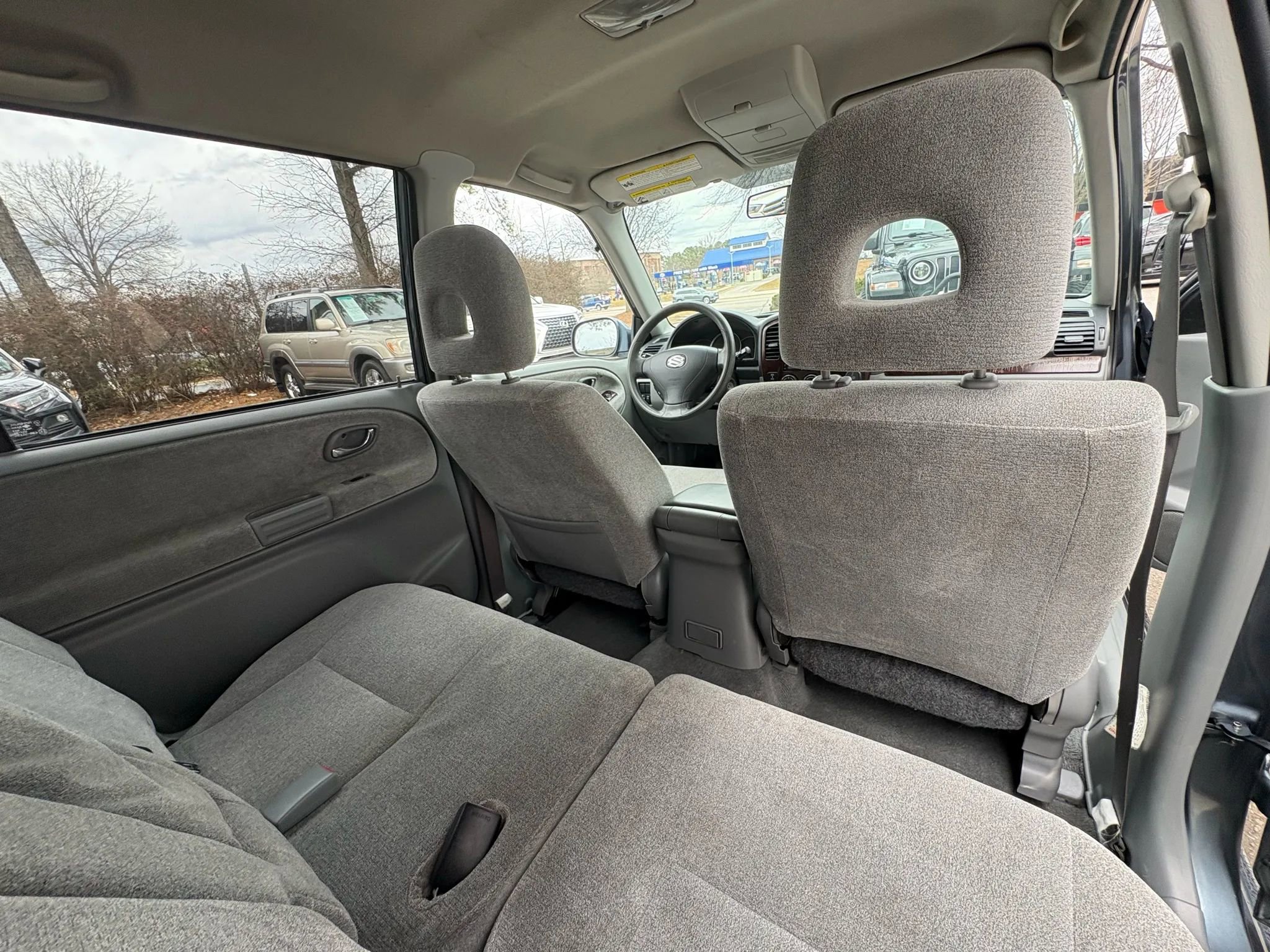 Used 2004 Suzuki XL7 LX image 16