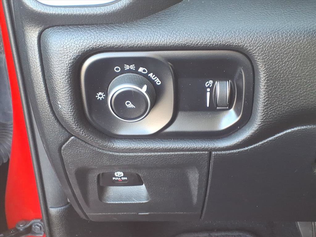 Used 2024 RAM 1500 Laramie AWD/4WD image 20