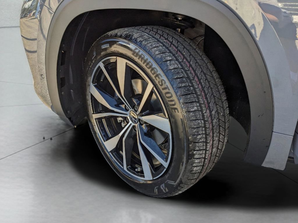 New 2026 Volkswagen Atlas SEL Premium R-Line image 34