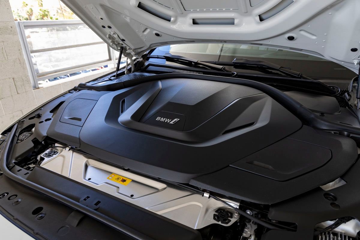 Certified 2023 BMW i4 eDrive35 w/ Premium Package image 32