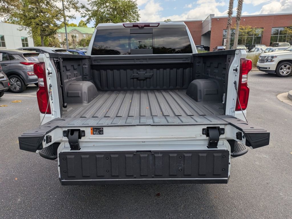 Used 2024 Chevrolet Silverado 1500 LTZ image 13