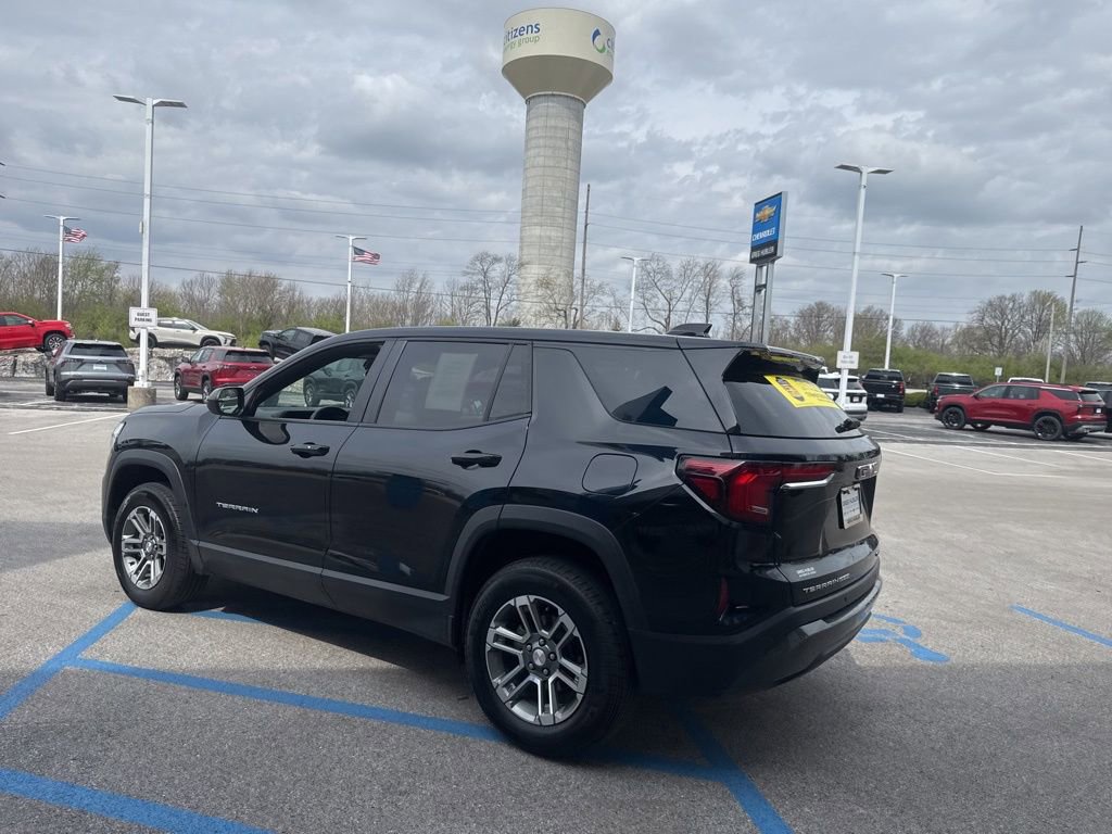 Used 2025 GMC Terrain Elevation image 14