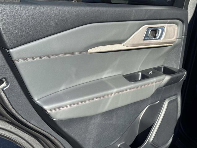New 2026 Ford Explorer Active w/ Active Comfort Package image 23