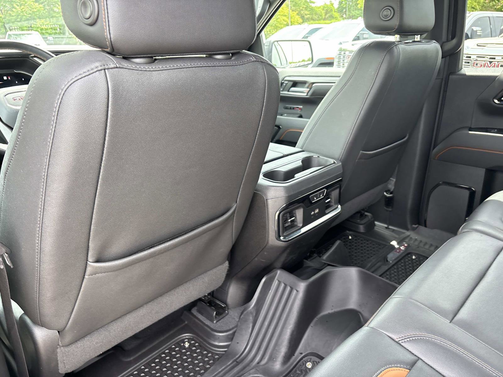 Certified 2023 GMC Sierra 1500 AT4 w/ AT4 Premium Package AWD/4WD image 32