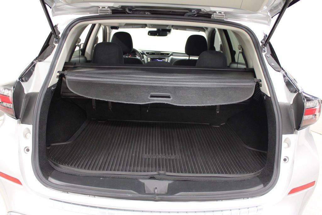 Used 2020 Nissan Murano SV w/ Cargo Package image 36