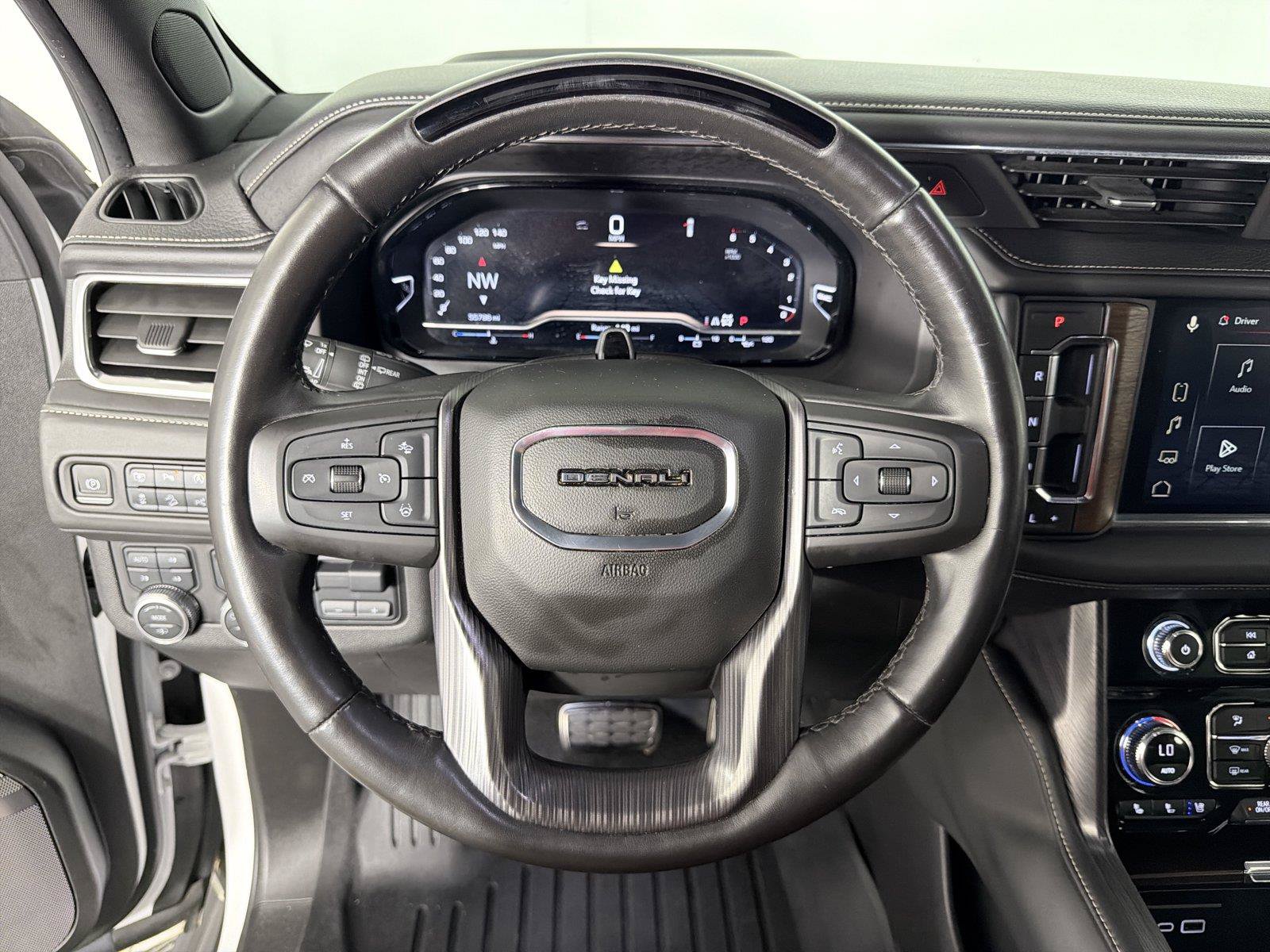 Certified 2023 GMC Yukon XL Denali Ultimate AWD/4WD image 27