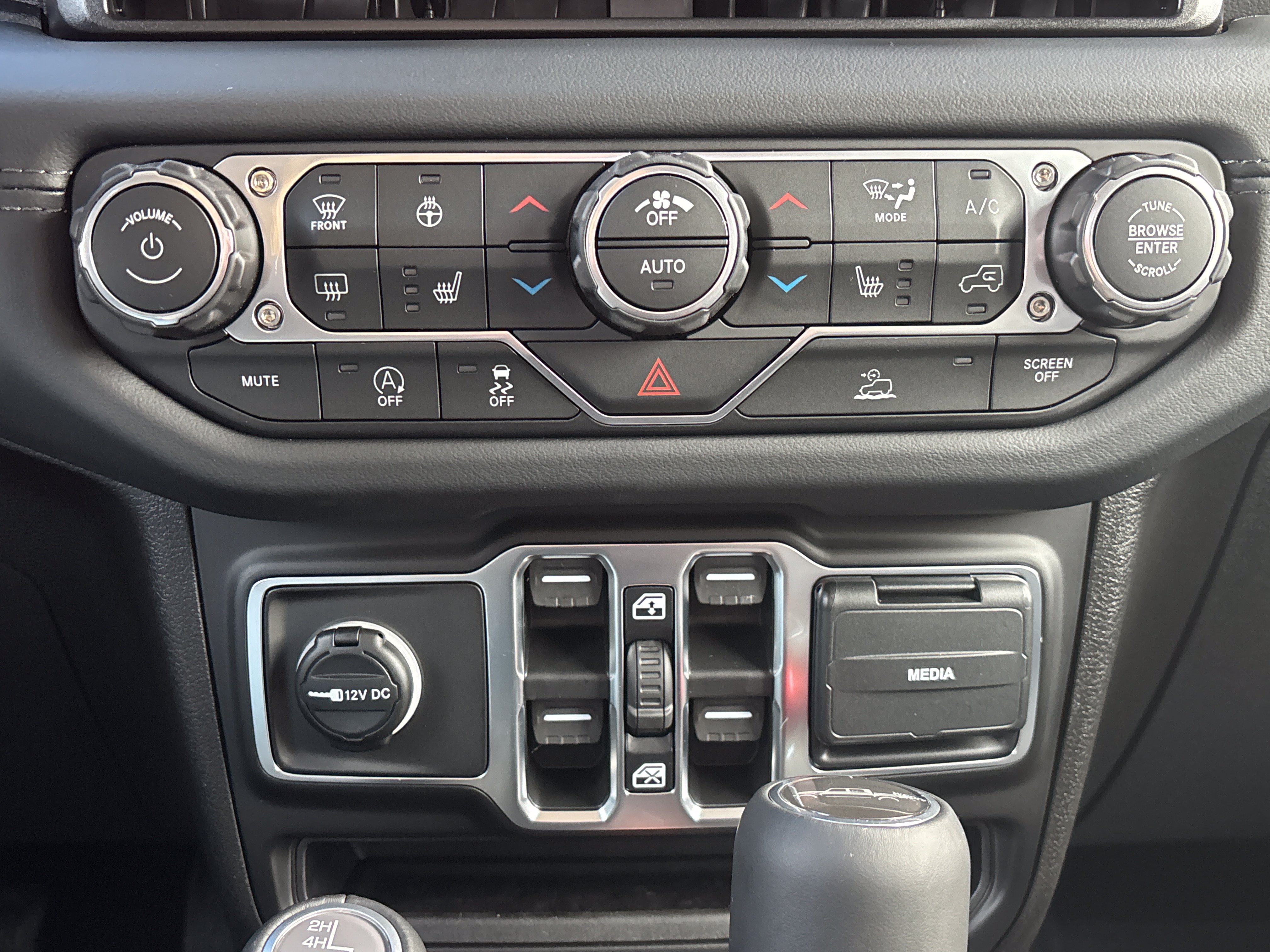 New 2026 Jeep Gladiator Sport AWD/4WD image 18