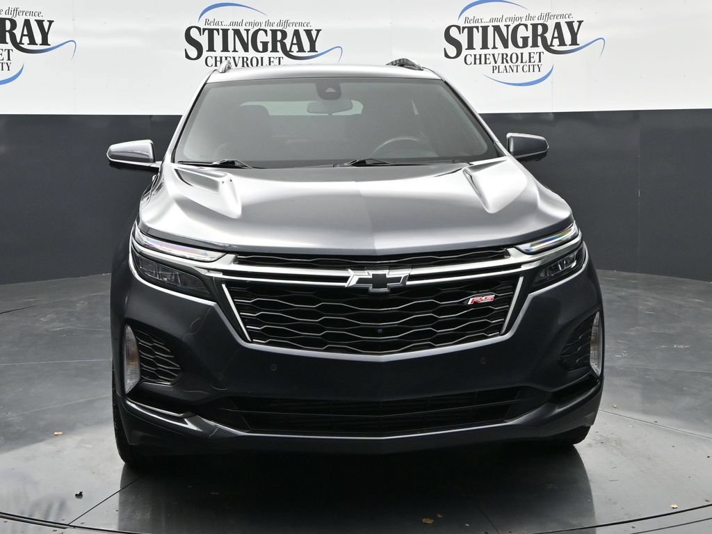 Used 2022 Chevrolet Equinox RS w/ RS Leather Package FWD image 2