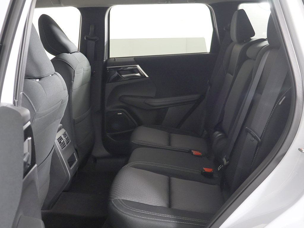 New 2026 Mitsubishi Outlander ES AWD/4WD image 31