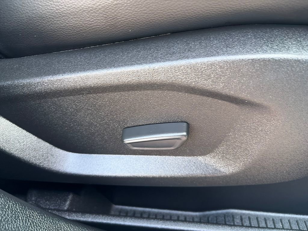 Used 2024 Ford Edge SEL w/ Convenience Package image 14