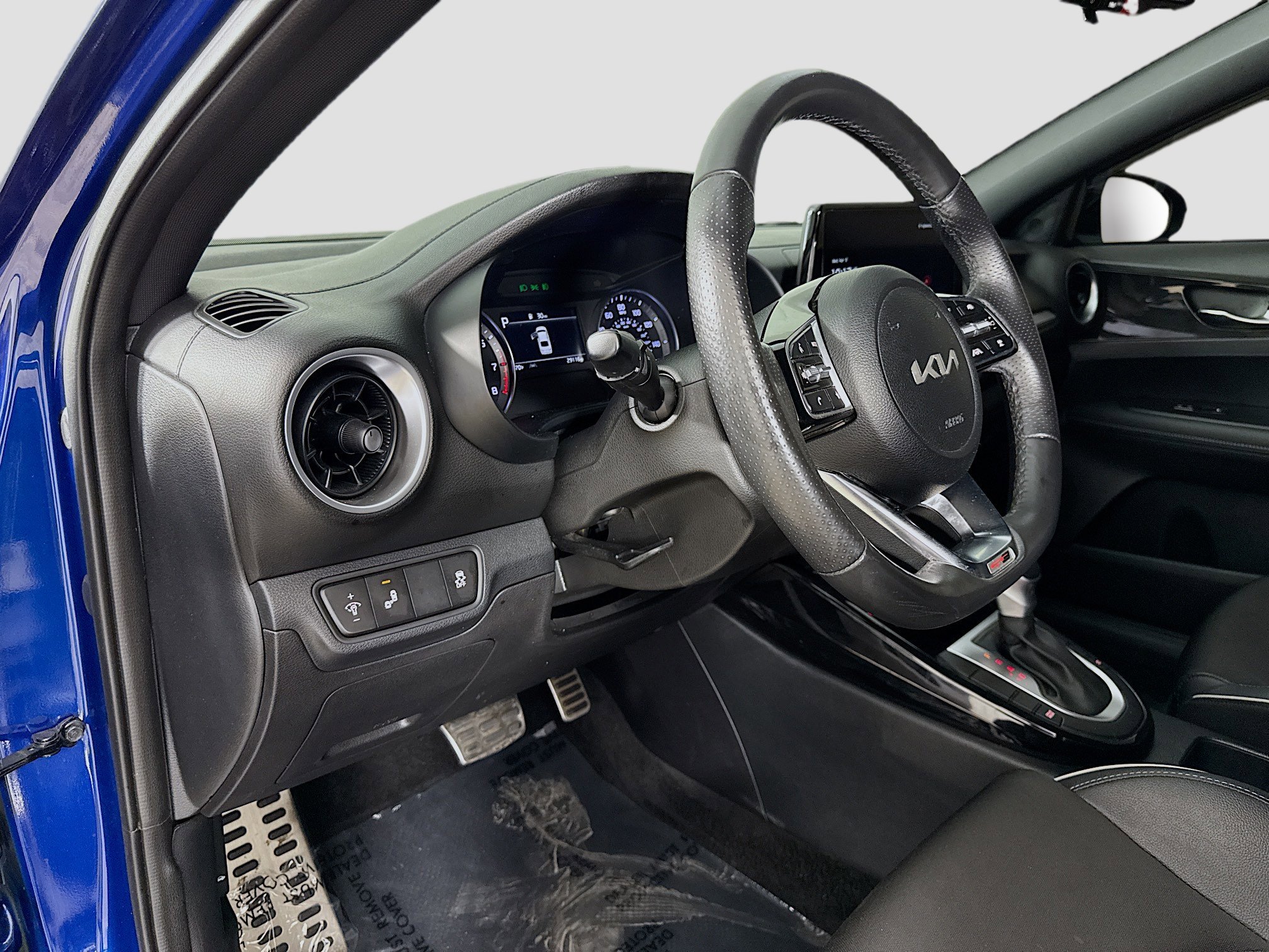 Used 2024 Kia Forte GT-Line image 9