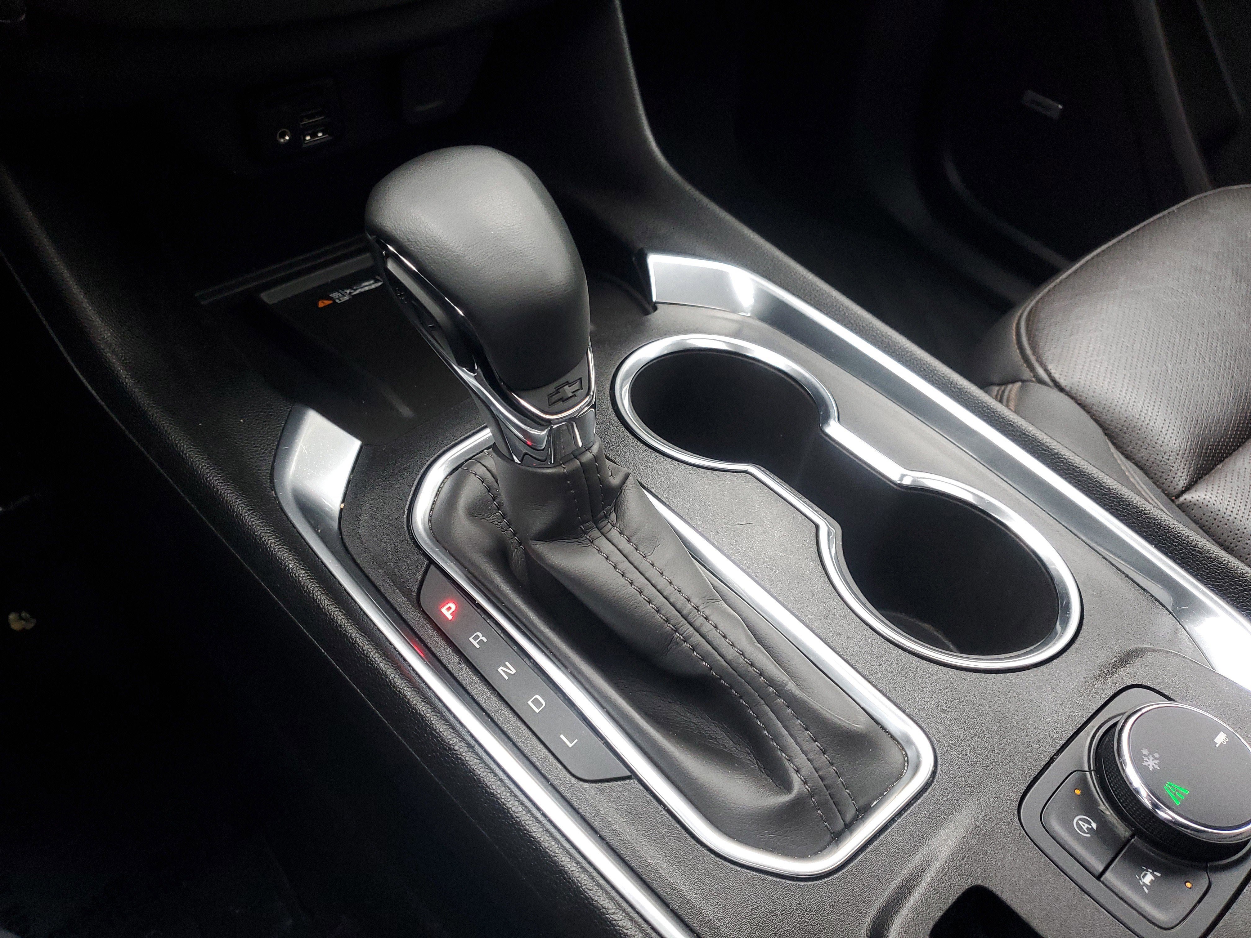 Used 2023 Chevrolet Traverse High Country image 30