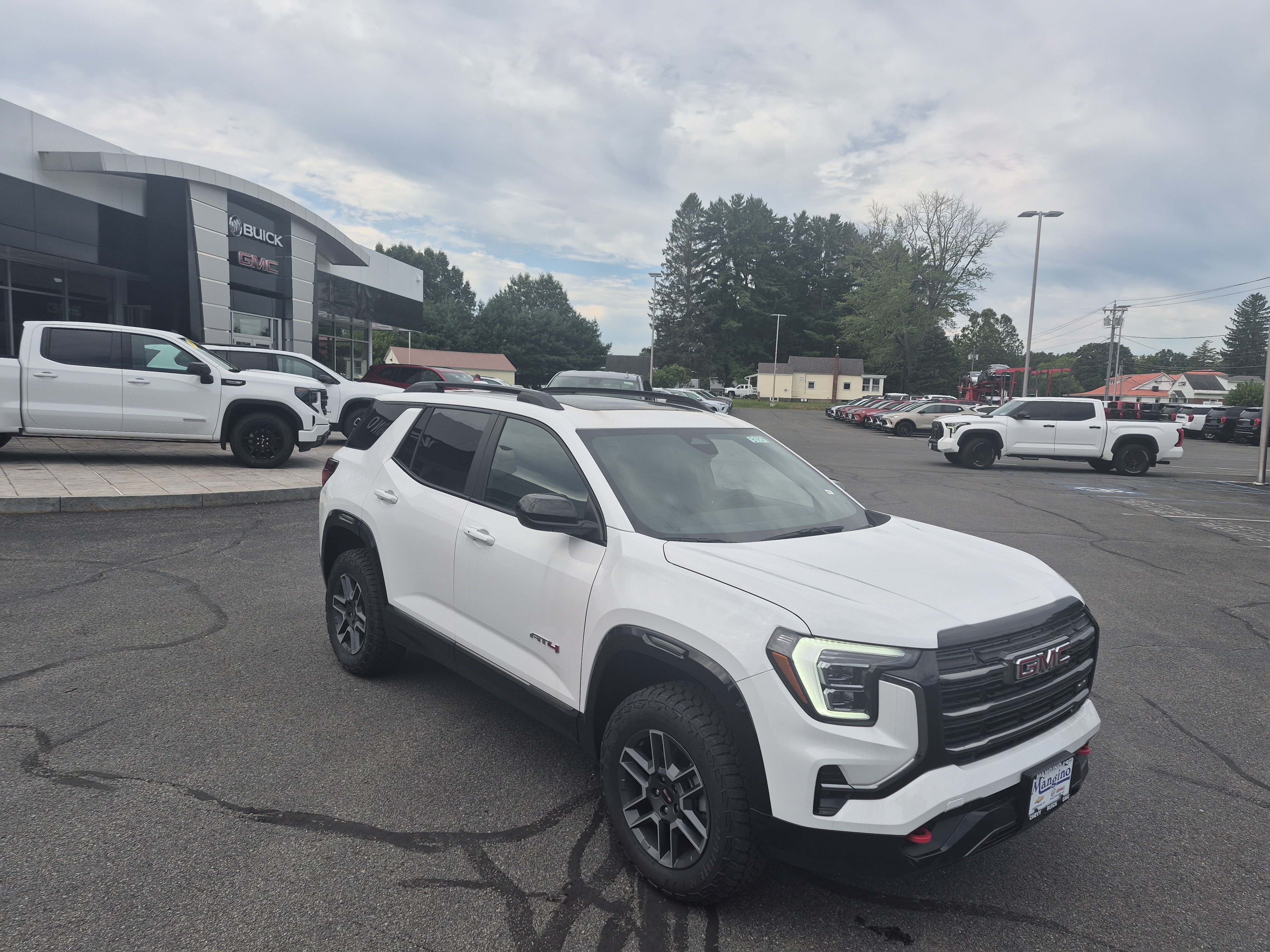 Used 2026 GMC Terrain AT4 AWD/4WD image 7