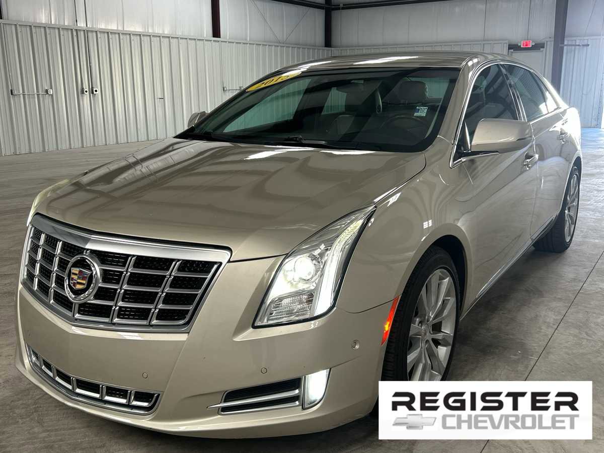 Used 2015 Cadillac XTS Luxury w/ Driver Awareness Package image 1