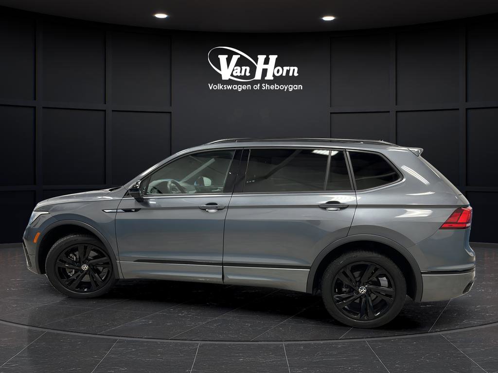 Used 2024 Volkswagen Tiguan SE R-Line FWD image 4