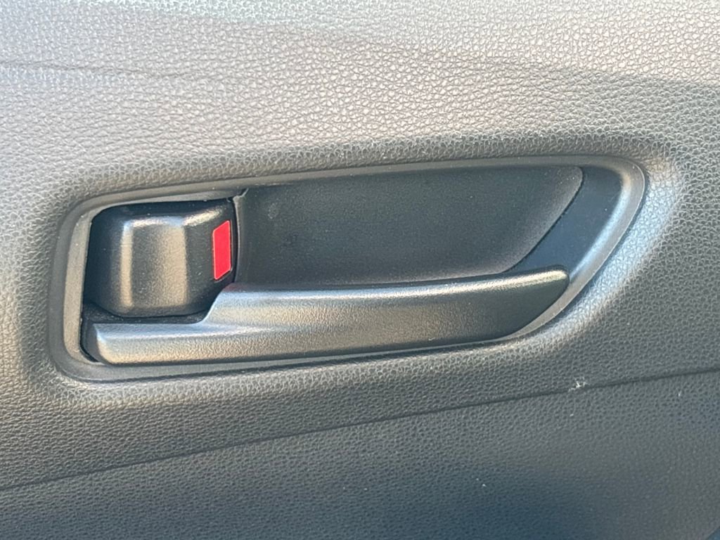 Used 2023 Toyota Corolla LE image 7