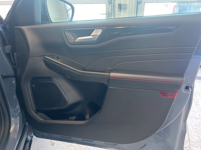 Used 2024 Ford Escape ST-Line Select w/ Tech Pack #2 image 10