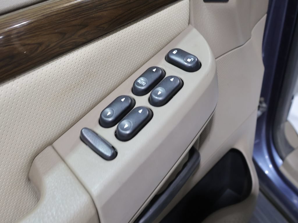 Used 2004 Ford Explorer Eddie Bauer AWD/4WD image 19