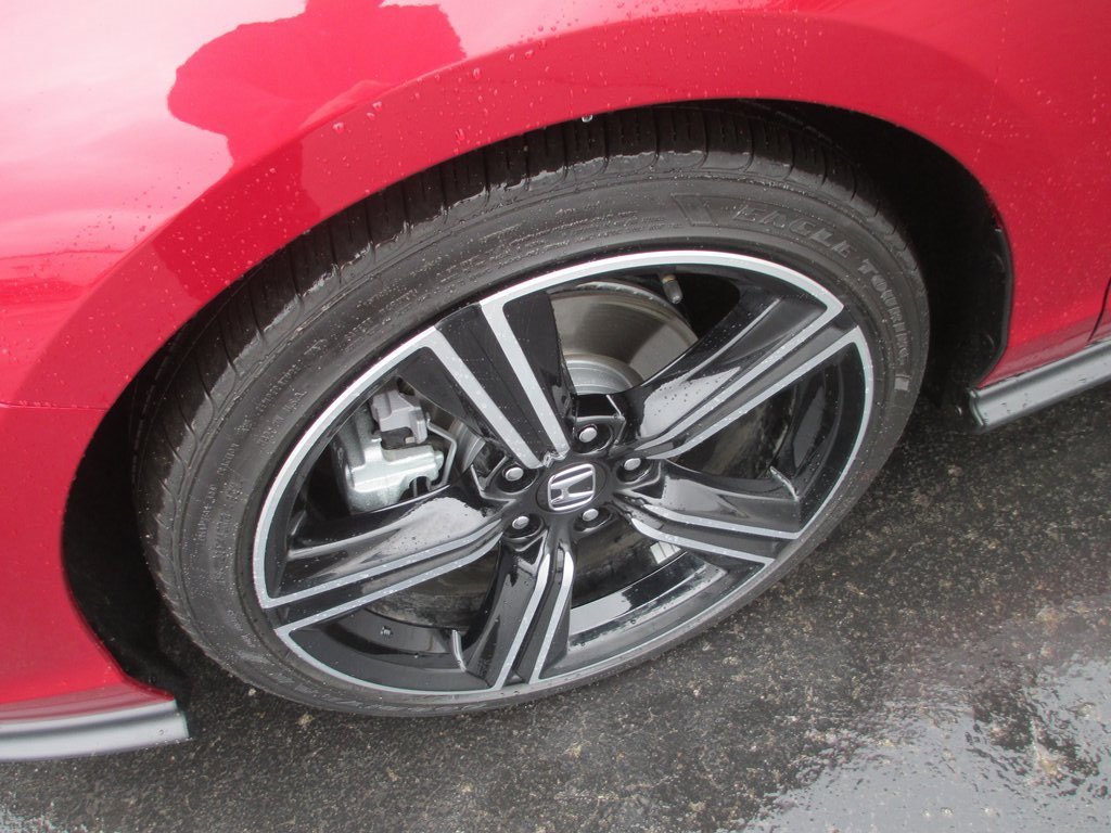 Used 2025 Honda Accord Sport image 10