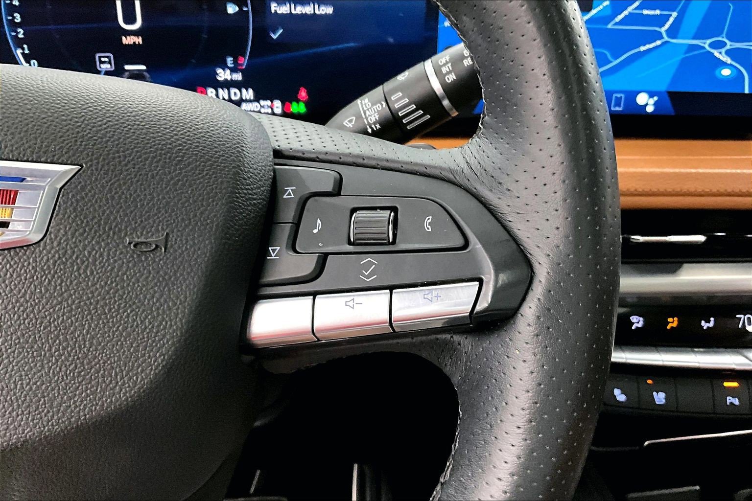 Used 2025 Cadillac XT4 Sport AWD/4WD image 28