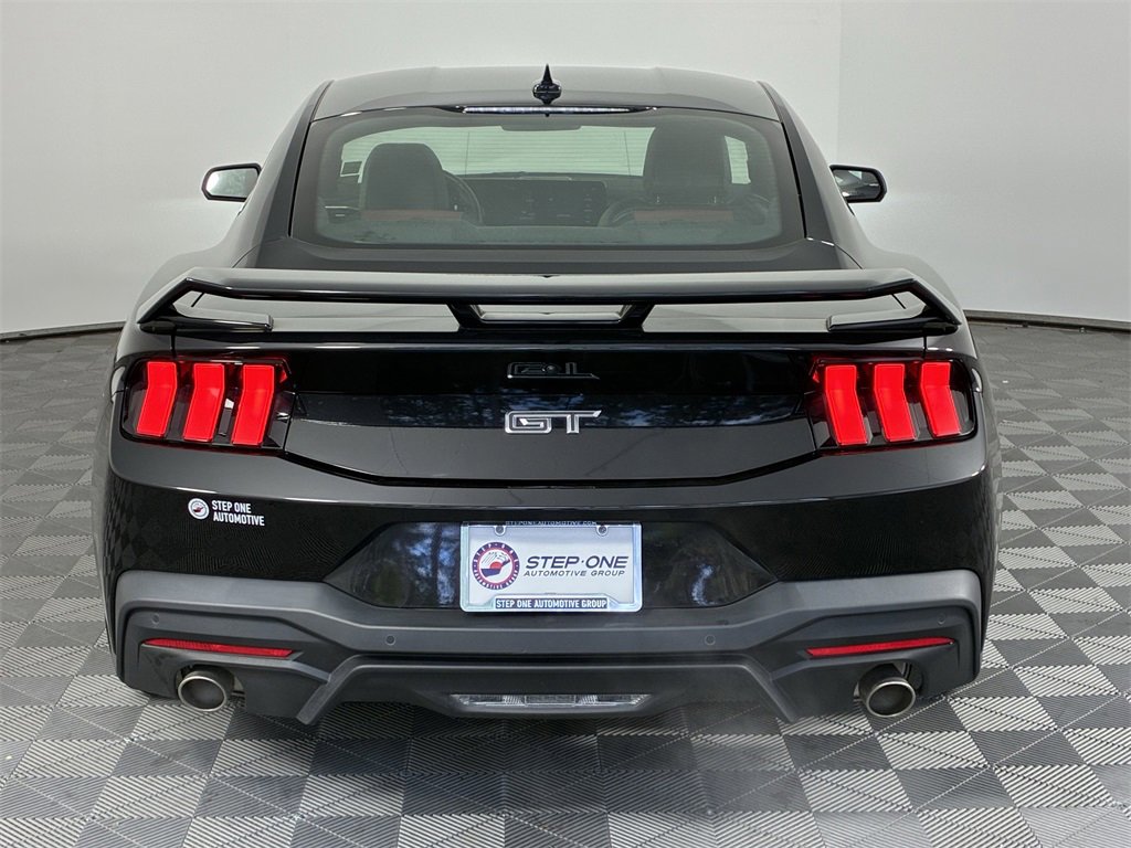 Used 2024 Ford Mustang GT Premium w/ GT Performance Package image 6