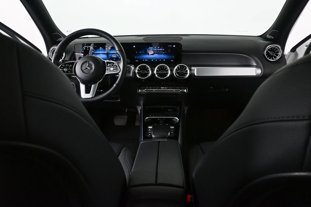 Certified 2023 Mercedes-Benz GLB 250 image 17