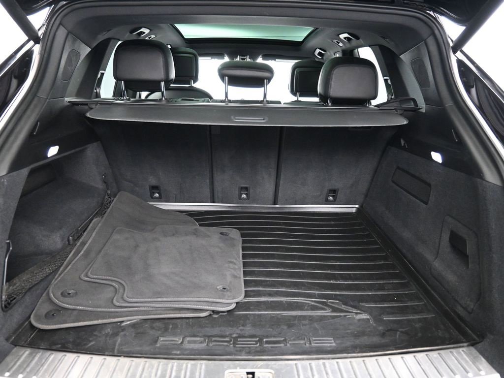 Used 2019 Porsche Cayenne image 25