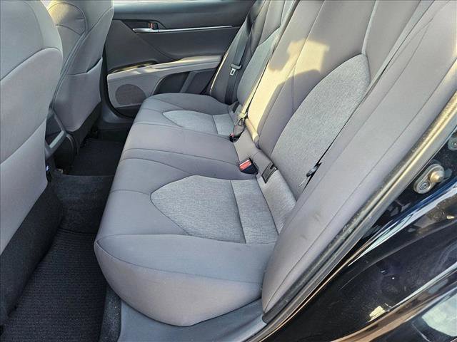 Used 2022 Toyota Camry LE image 17
