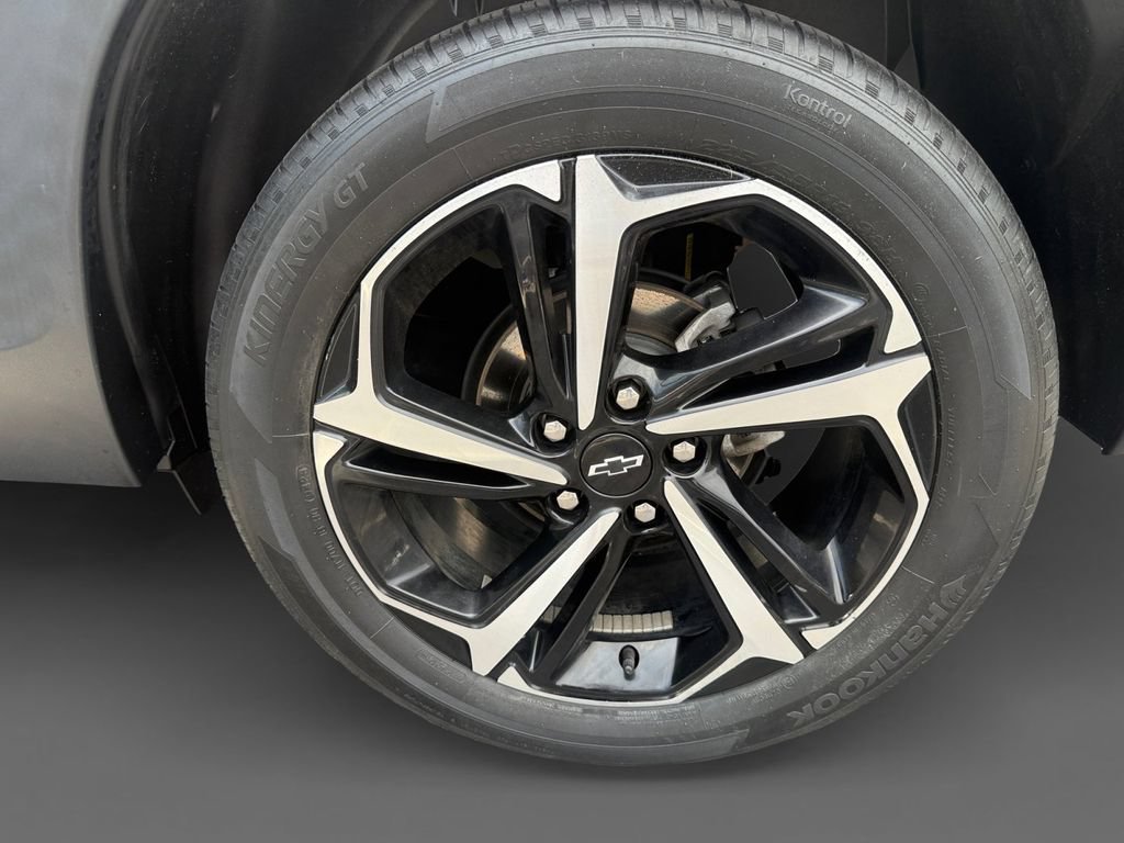 Used 2023 Chevrolet TrailBlazer RS w/ Convenience Package AWD/4WD image 8
