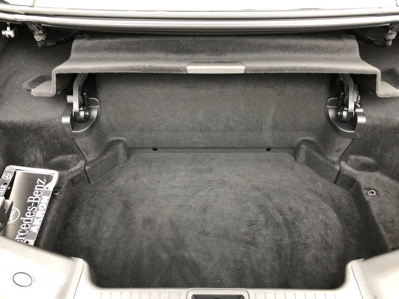 Used 2017 Mercedes-Benz SL 63 AMG image 7