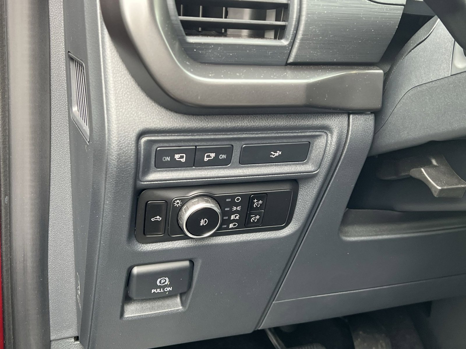 Used 2024 Ford F150 XLT w/ Equipment Group 302A MID image 31