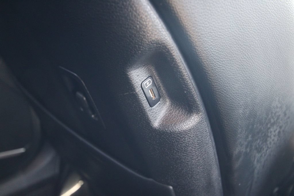 Used 2024 Kia Sportage EX FWD image 35