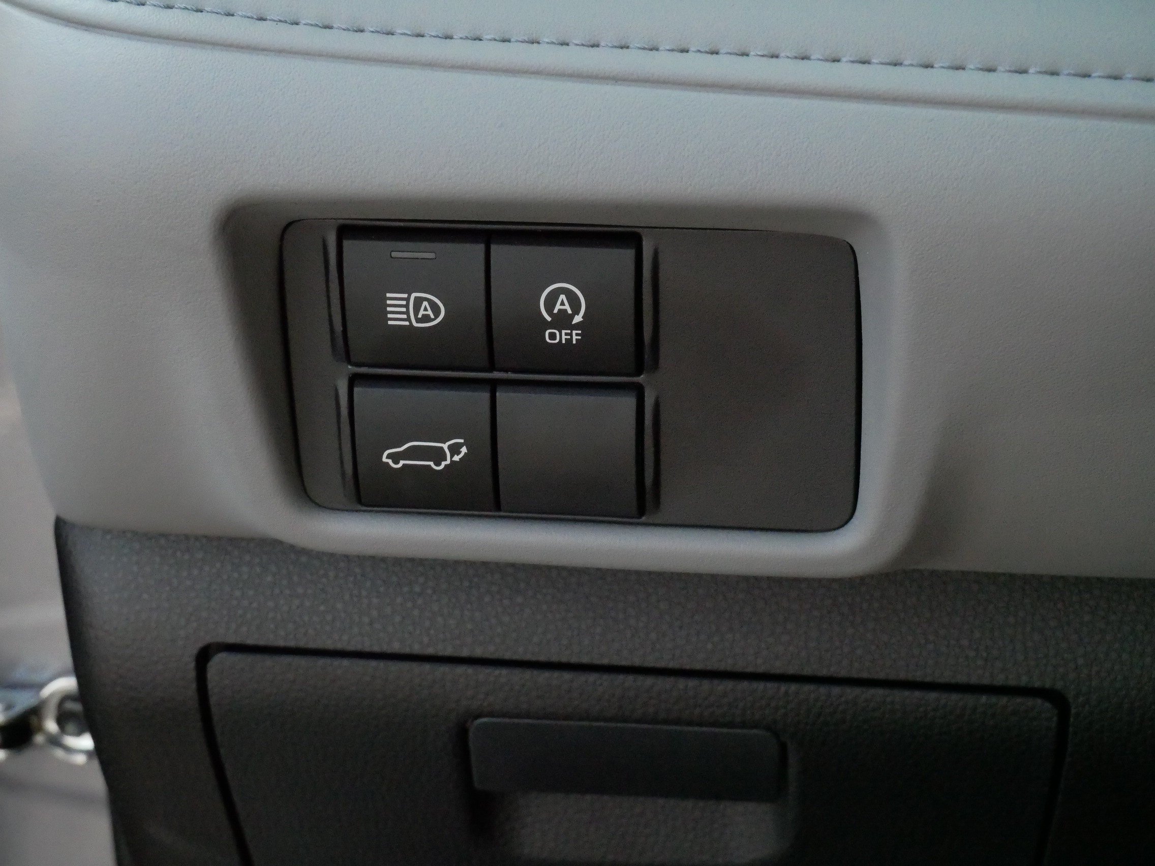 Certified 2026 Toyota Highlander XLE AWD/4WD image 27