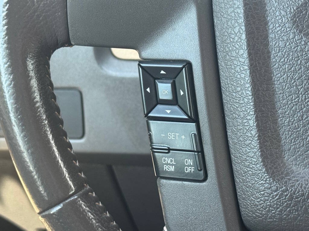 Used 2013 Ford F150 XLT w/ Luxury Equipment Group RWD image 10