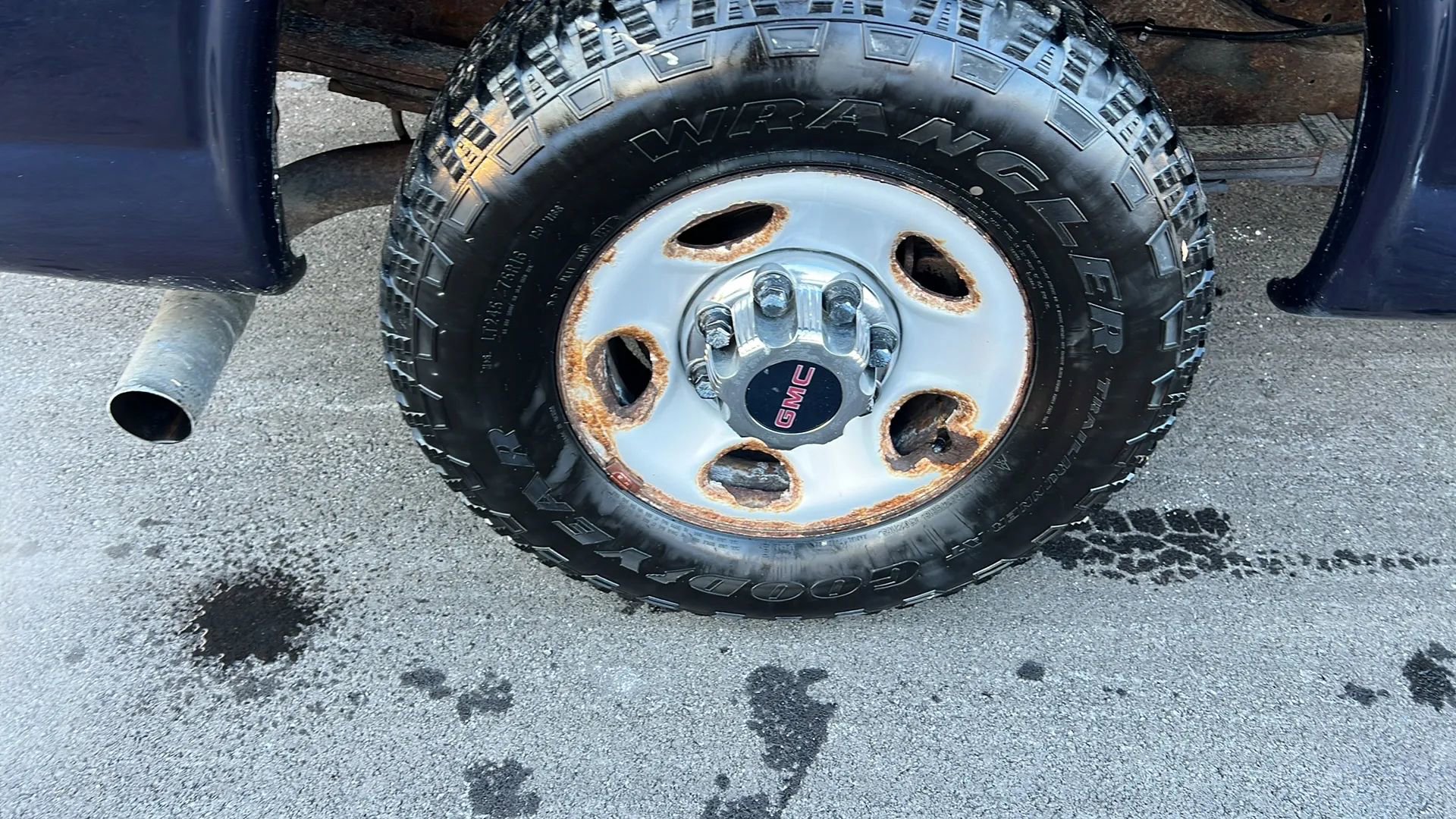 Used 2013 GMC Savana 2500 w/ Power Package image 34