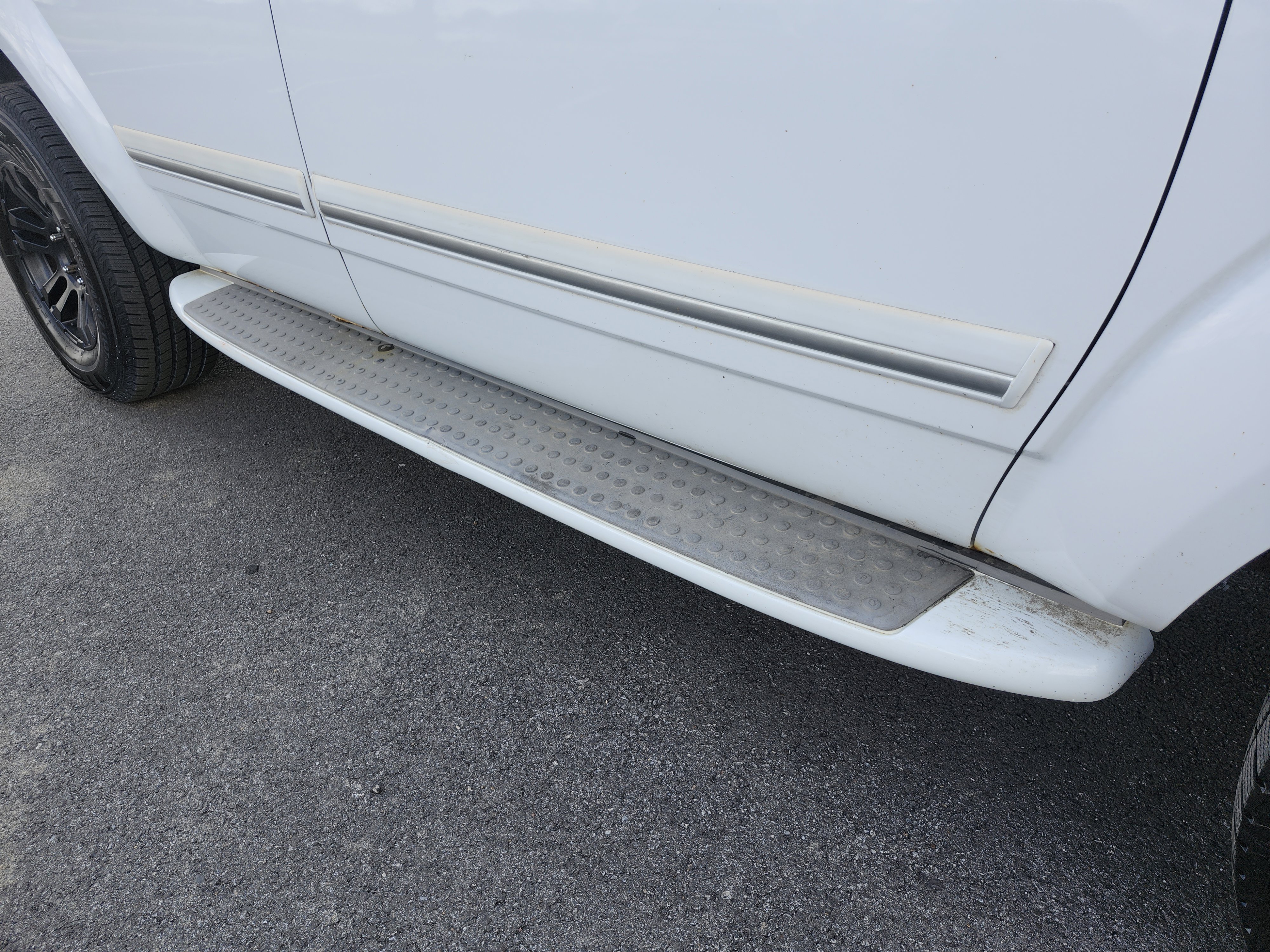 Used 2004 Dodge Durango Limited image 11