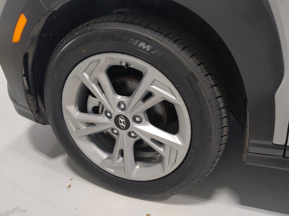 Used 2023 Hyundai Kona SEL FWD image 31