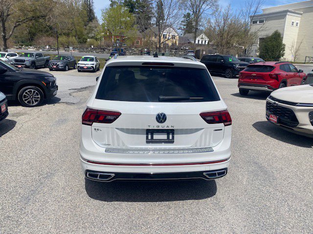 Used 2022 Volkswagen Tiguan SEL R-Line AWD/4WD image 5