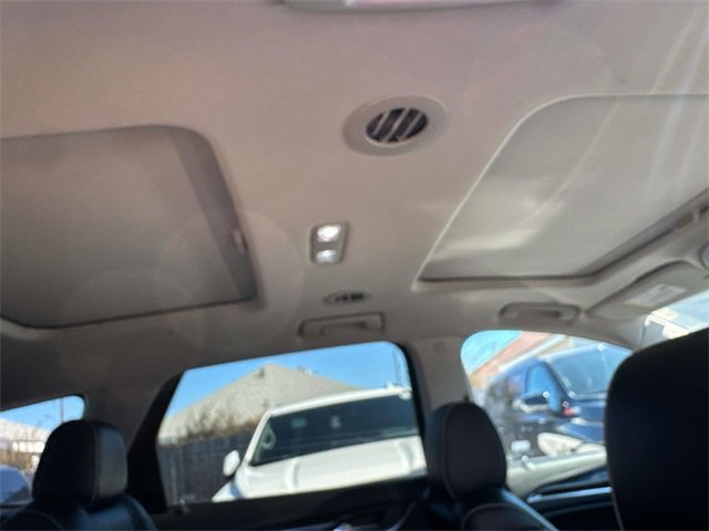 Used 2021 Buick Enclave Avenir w/ Avenir Technology Package image 13