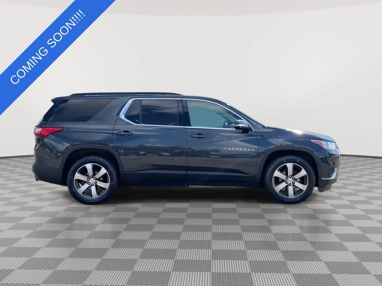 Used 2019 Chevrolet Traverse LT w/ LT Premium Package AWD/4WD image 9