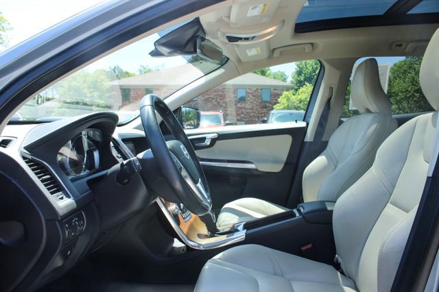 Used 2017 Volvo XC60 T6 Inscription w/ Climate Package AWD/4WD image 12