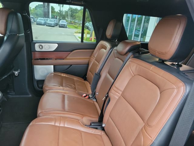Certified 2022 Lincoln Navigator Reserve RWD image 13
