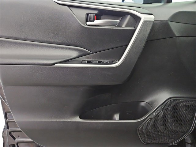 Used 2022 Toyota RAV4 XLE image 20
