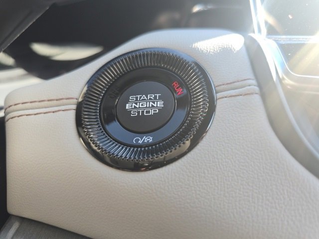 New 2026 Jeep Compass Limited image 16