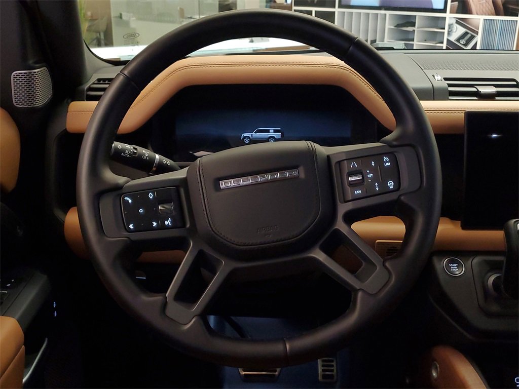 Used 2024 Land Rover Defender 130 X image 29