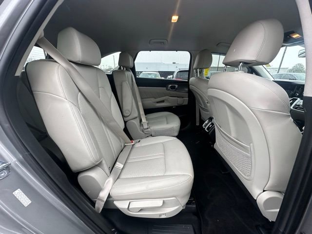 Used 2023 Kia Sorento SX Prestige image 30