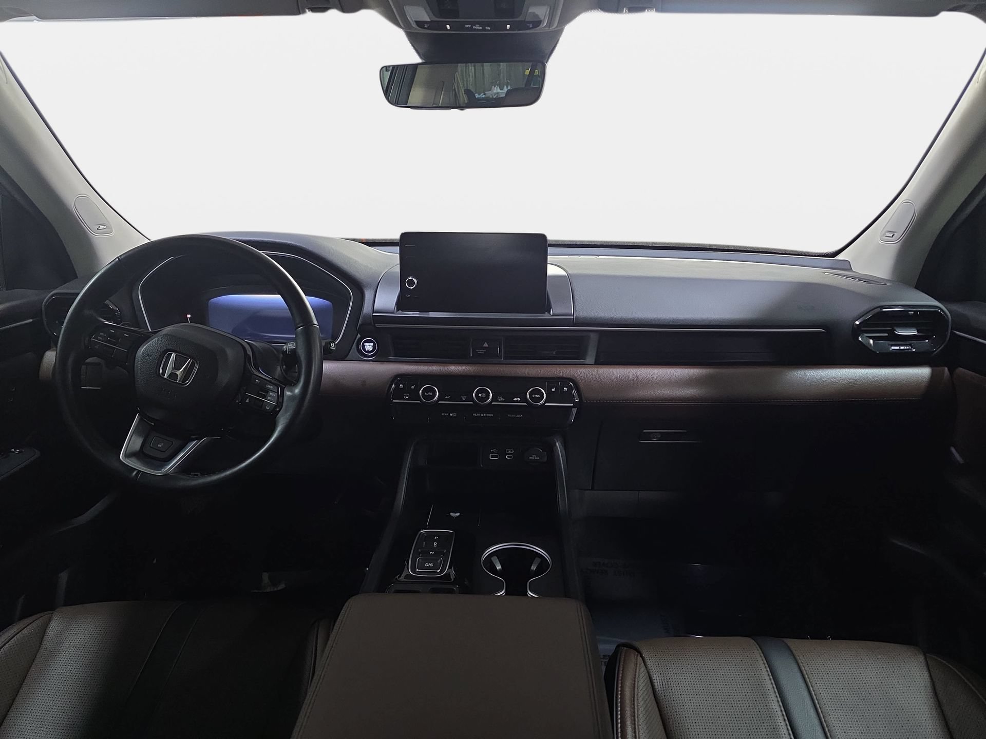 Used 2024 Honda Pilot Elite image 9