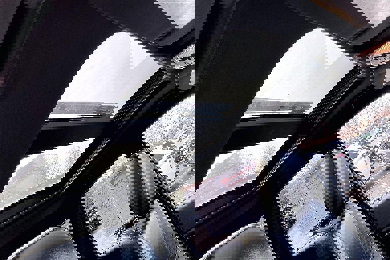 Used 2015 Jeep Grand Cherokee Limited w/ Luxury Group II image 21